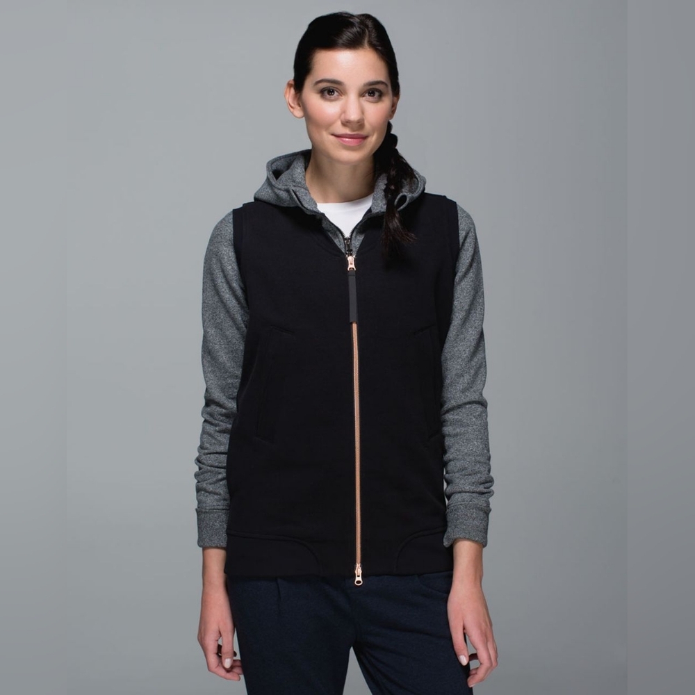 Lululemon Departure Vest Black Size 8 Rose Gold Zipper Details